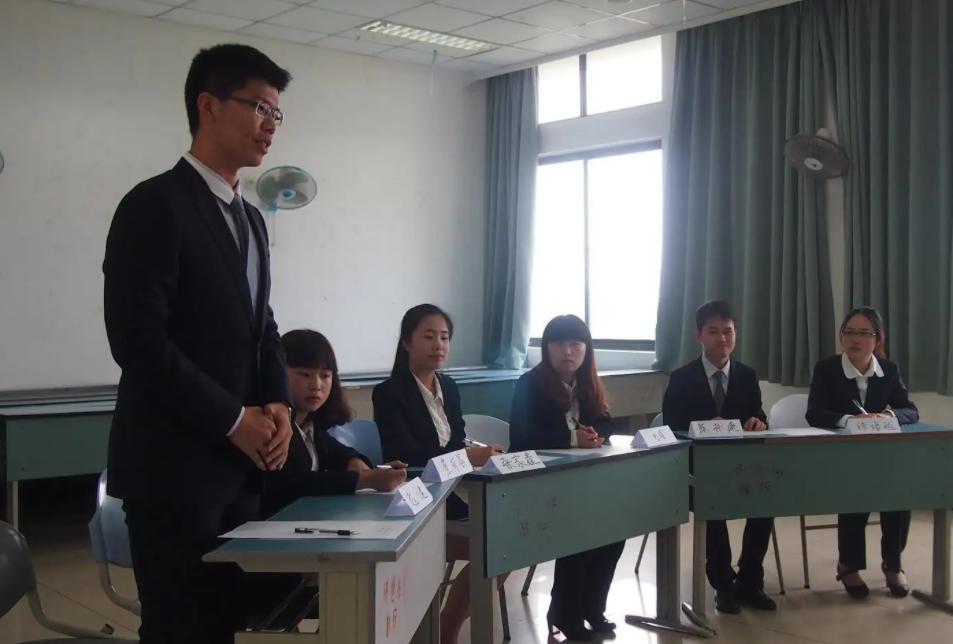 大专生网上找工作平台哪个靠谱,大专生只值200