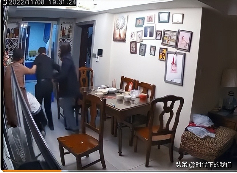 ‘‘掌掴男童’’事件网友各持己见,完整版视频解析,真相如何?