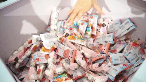 橙意宠粉，来伊份主场福利满满