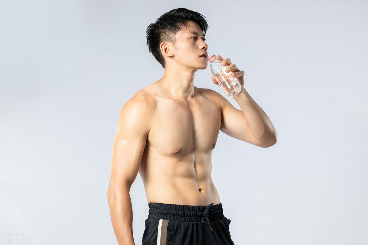 四十岁男人锻炼腹部赘肉的方法,男人哪些动作减肚子上的肉最快