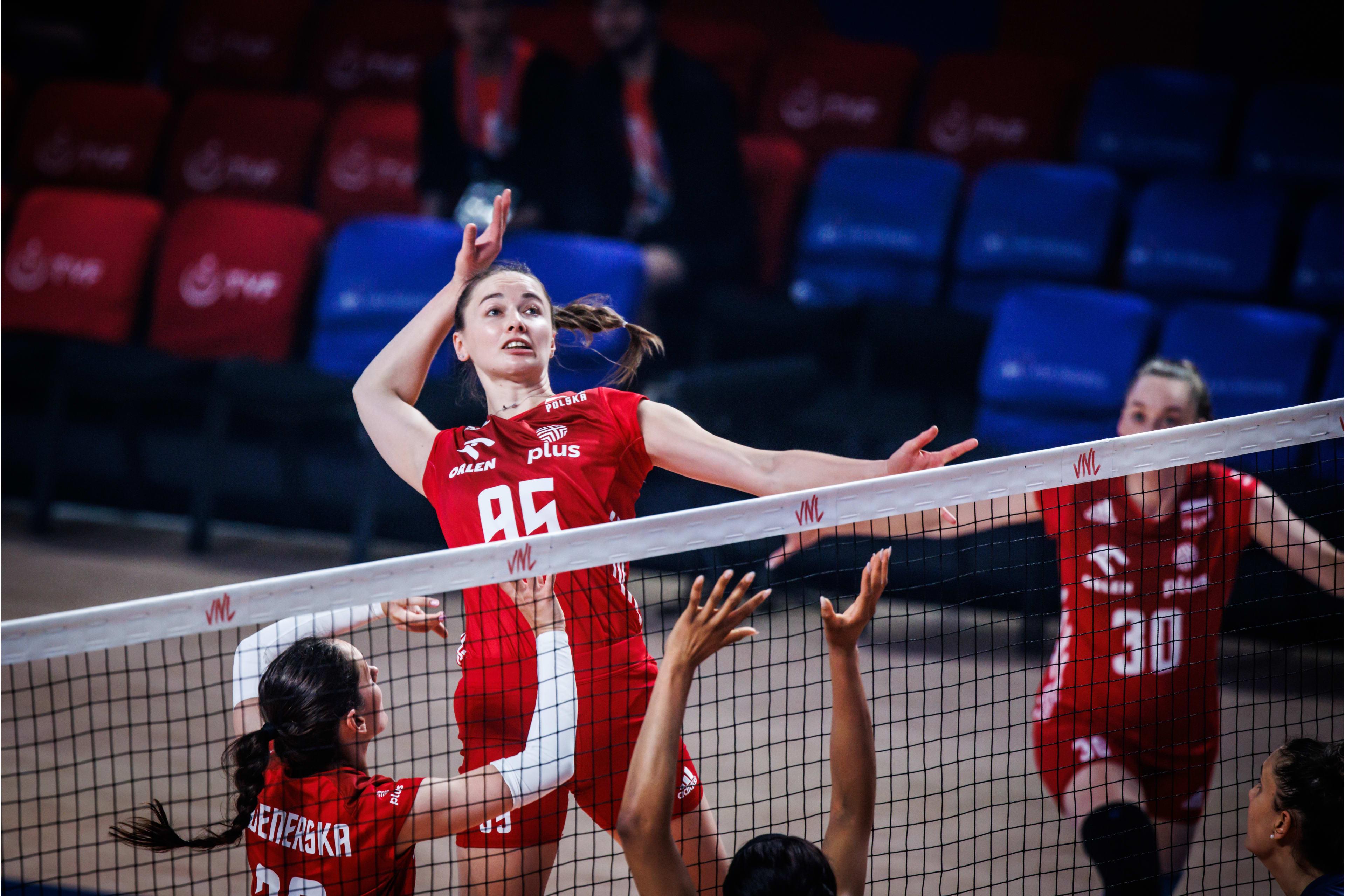 中国女排3比2逆转日本女排回放,世界女排联赛日本女排赛程