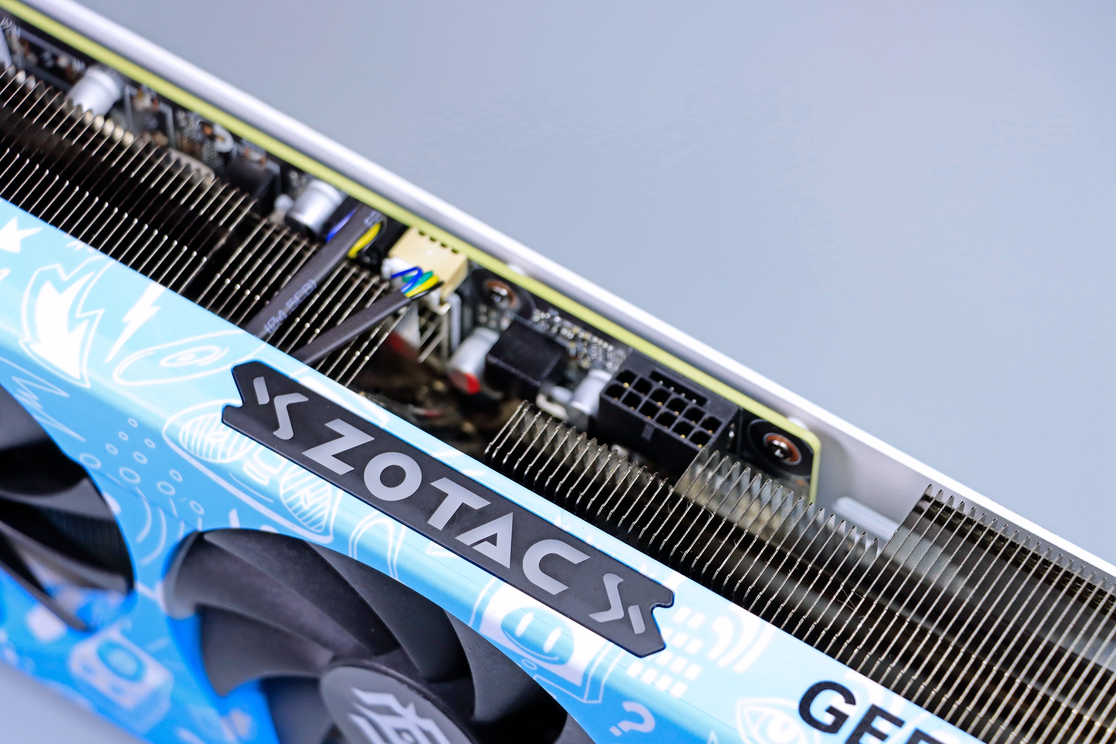 b760-g吹雪主机测评,小吹雪b760-ggamingwifid4功耗