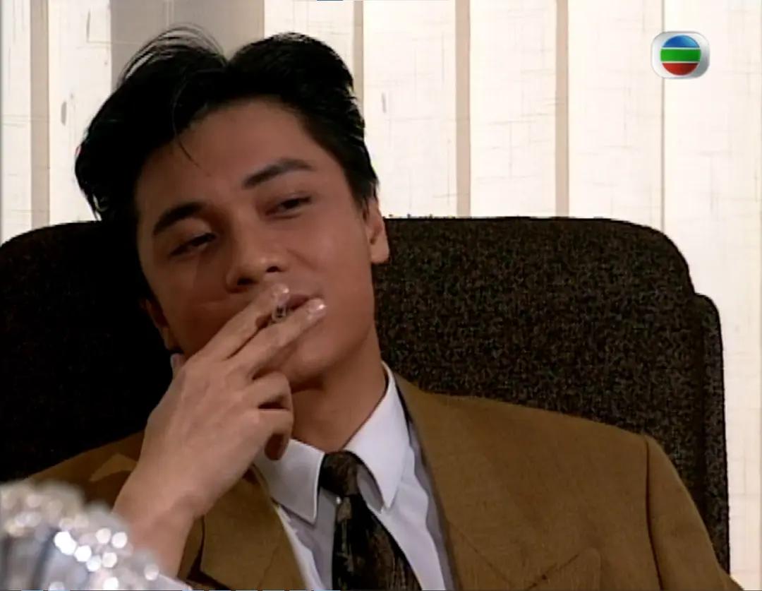 美艳、魅惑，港剧第一复仇女神