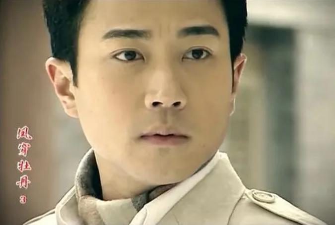 周星驰割双眼皮访谈,周星驰割双眼皮前的电影