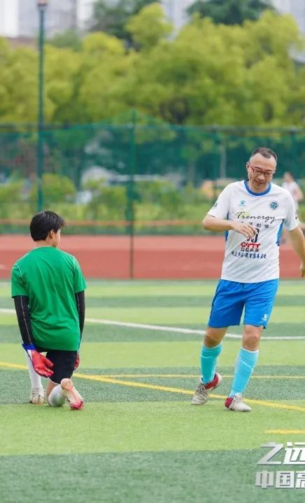 公益足球嘉年华,公益比赛现在开赛