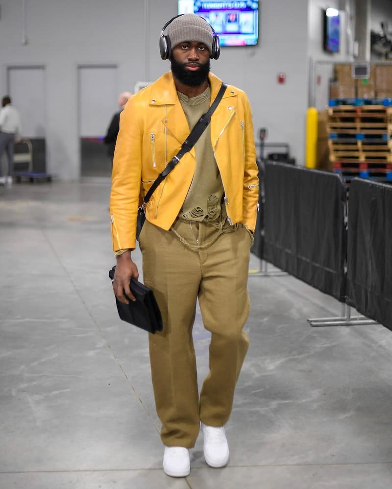 nba篮球衣杰伦布朗,最新nba球星入场穿搭