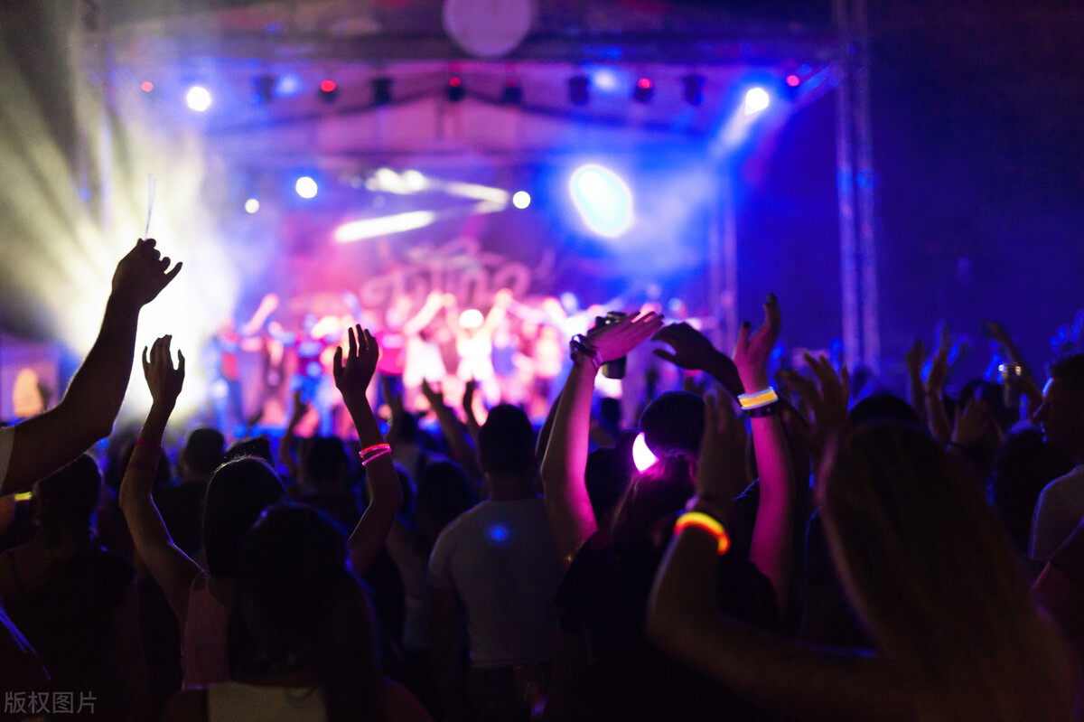 音乐五个元音字母的发音视频,音乐五个元音字母的发音