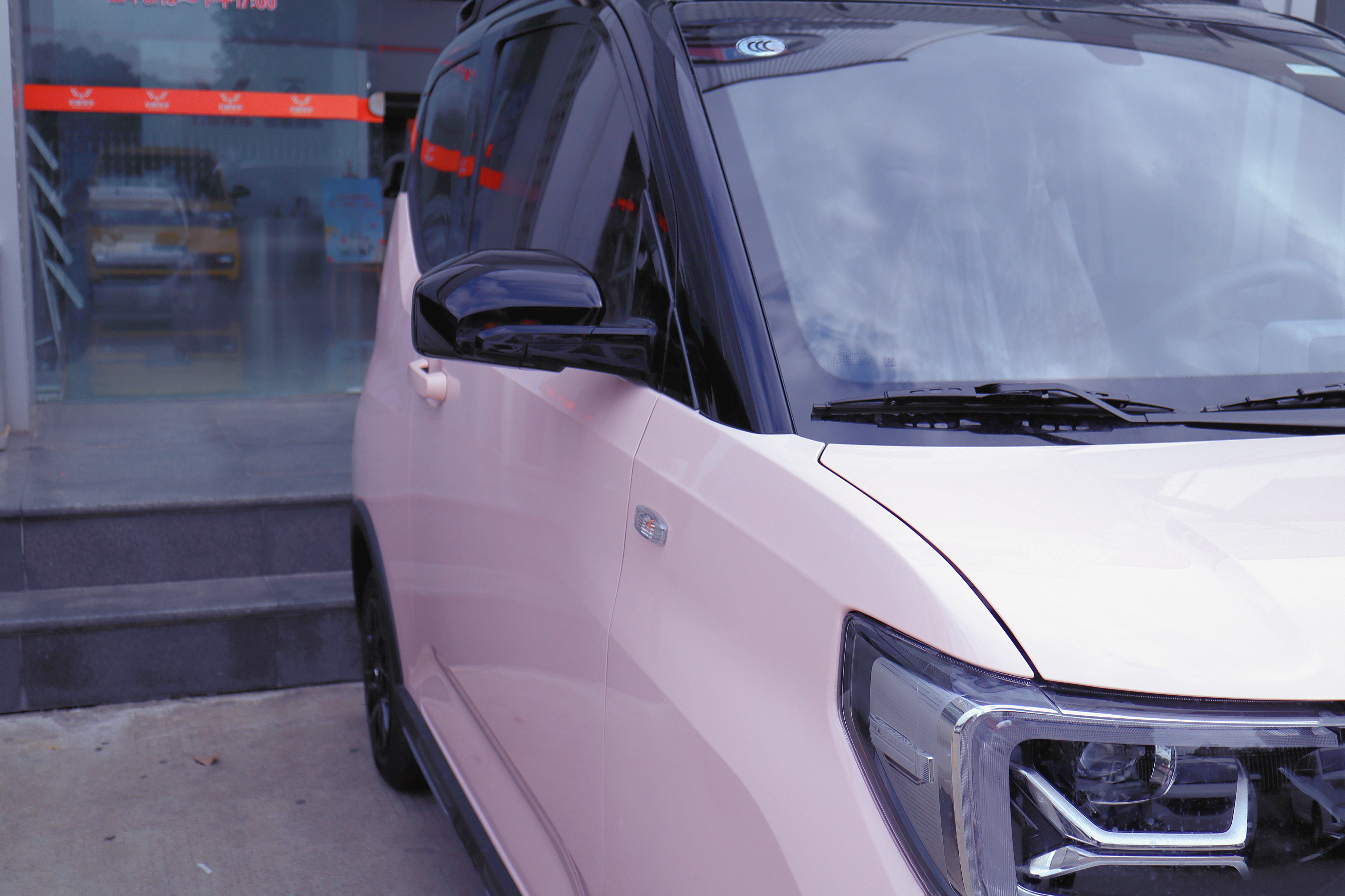 五菱迷你代步神车,五菱宏光minievgameboy驾驶体验