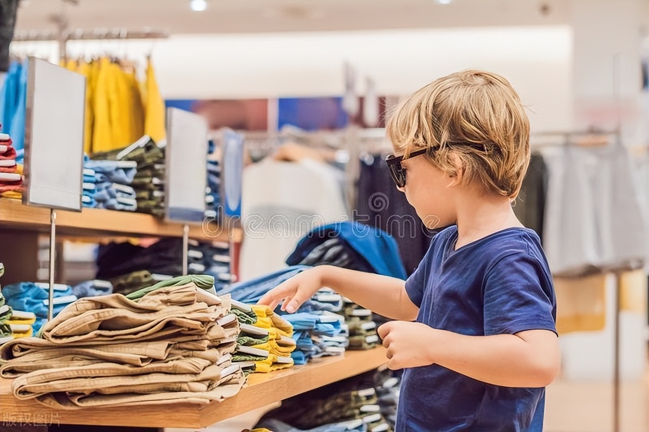 童装店免费领玩具,童装店促销送玩具