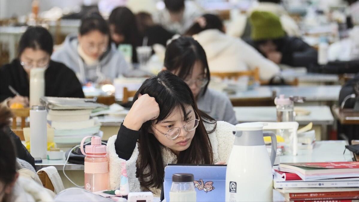 读完研究生还要读什么,研究生毕业30岁还值得去读吗