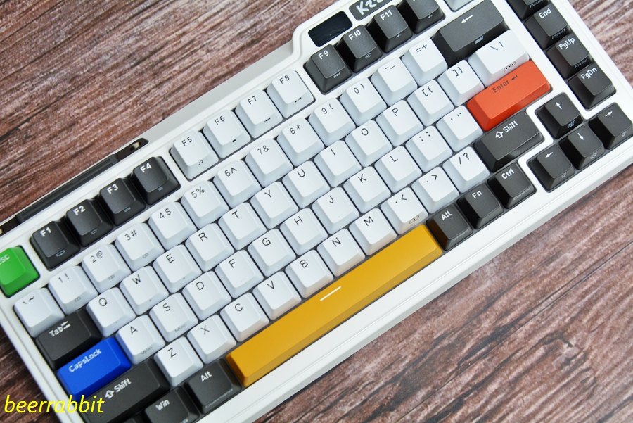 珂芝k75ttc烈焰紫,k75珂芝ttc快银轴是性能版吗