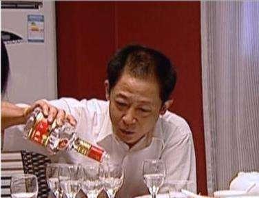 丁元英喝酒的寓意,丁元英酒量
