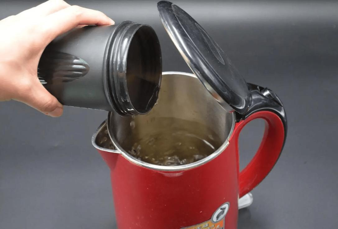 长期喝电热水壶烧的水有什么危害,长期喝电热水壶烧的水有害吗