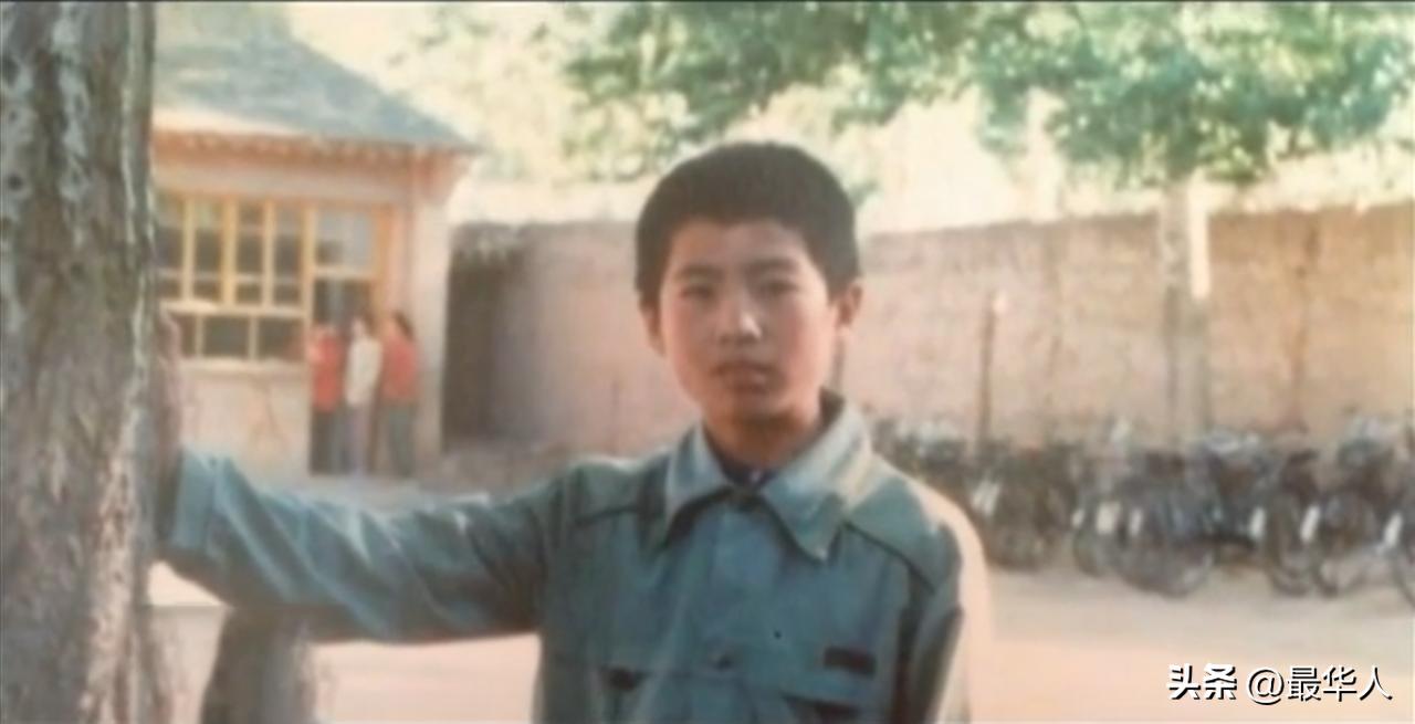 在网吧四年的高材生完整版,吉林大学高材生四年在网吧度过