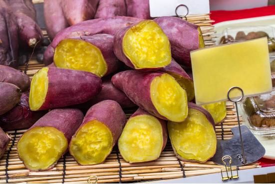 蒸红薯和水煮红薯哪个升糖比较快 (蒸红薯直接上锅蒸)