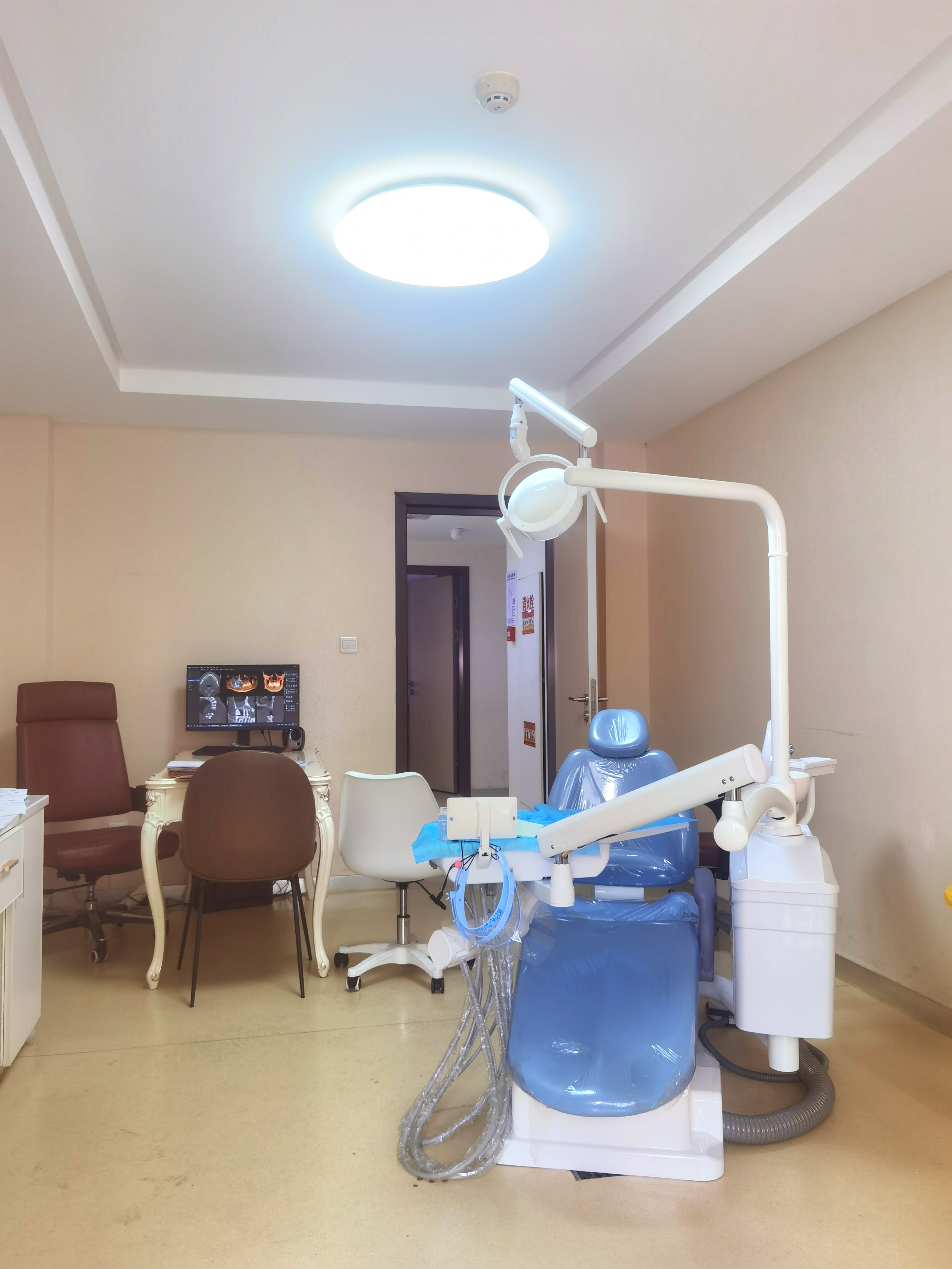 第一次种植牙的前奏：治疗牙周炎后的选择与感受