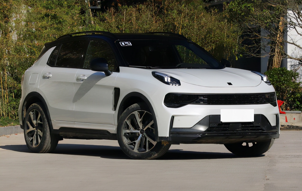 18万提两驱领克01,17万领克01