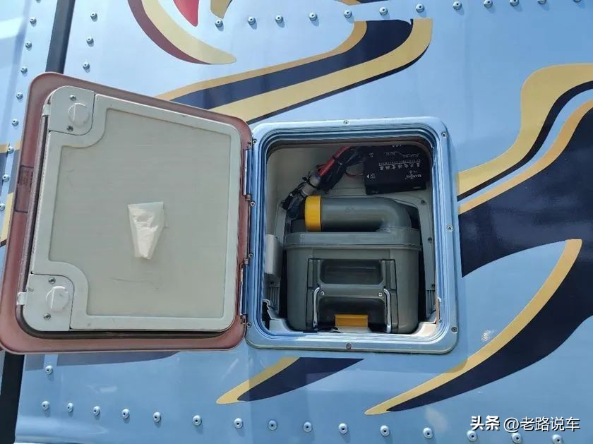 5万鹰途生活舱,解放鹰途生活舱试驾视频