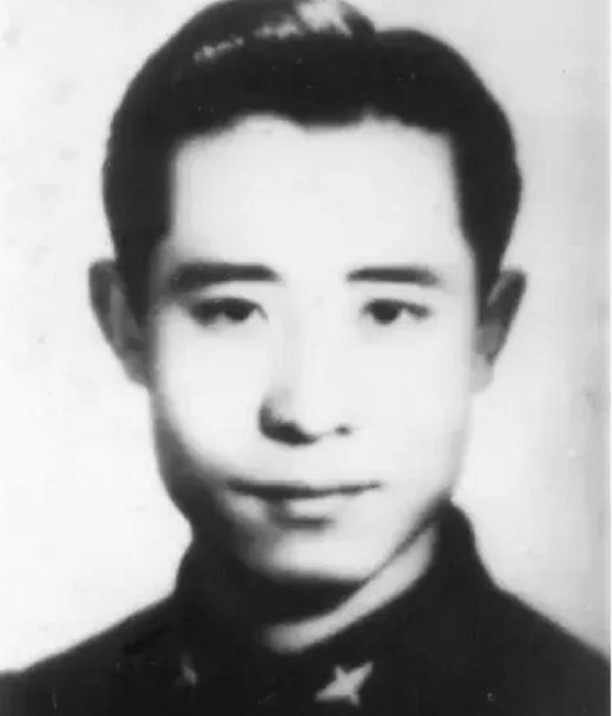 48年一国军军官被下令枪决，行刑前他拒绝下跪，高呼：毛主席万岁