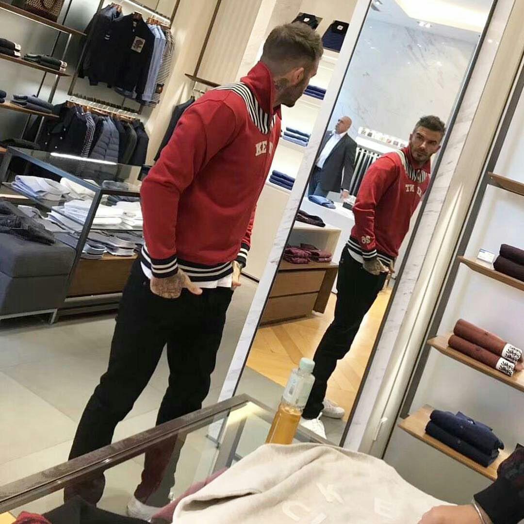 贝克汉姆年轻帅照机场,贝克汉姆帅气有型