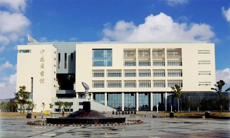 上海海事大学日常,每日一校上海大学