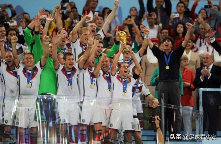 世界杯夺冠次数：五星巴西，德国意大利四次捧杯，荷兰无冕之王