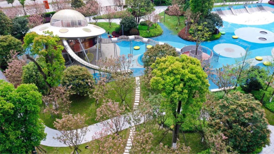 别只盯着湘江!这个一线临河大平层,才是长沙豪宅新贵