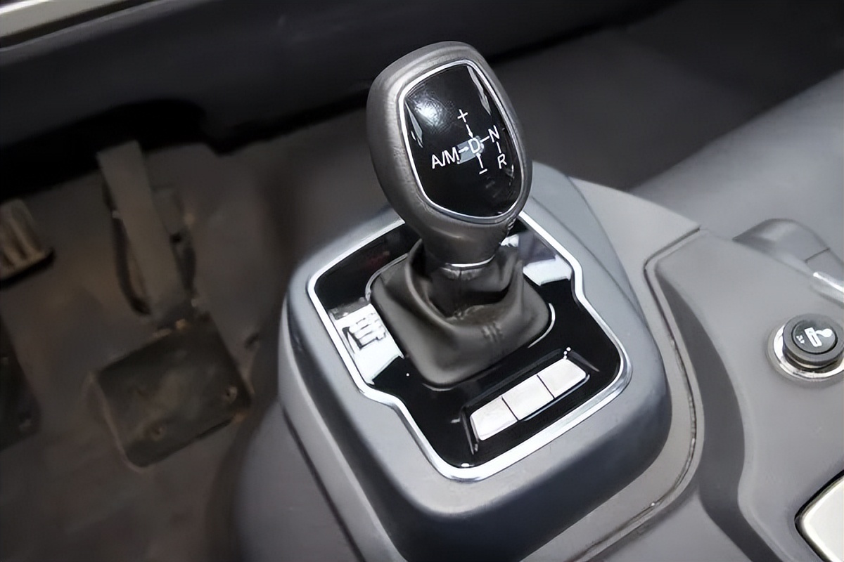 5.4米的最新版货车奥铃大黄蜂,奥铃大黄蜂康明斯自动挡