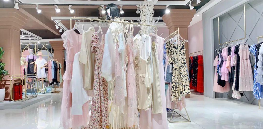 伊华欧秀连衣裙特价,伊华欧秀2019女夏季连衣裙