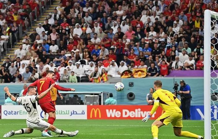 0-1，1-1，死亡之组全乱了！3队仅差1分，两大夺冠大热或携手回家