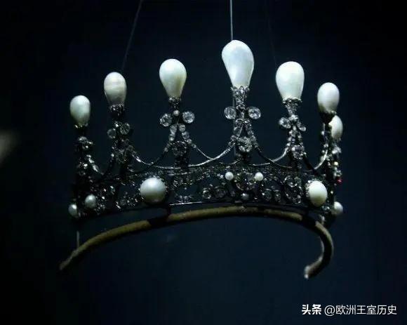 带你看遍世界顶级珠宝,珠宝篇带你云看贵族们的钻石王冠