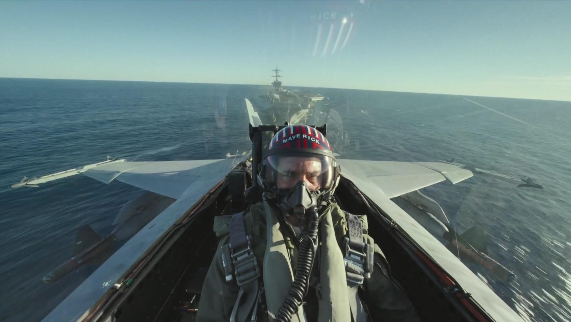 美国战狼《壮志凌云2》苏57围殴f14被反杀众多情节被吐槽却大火