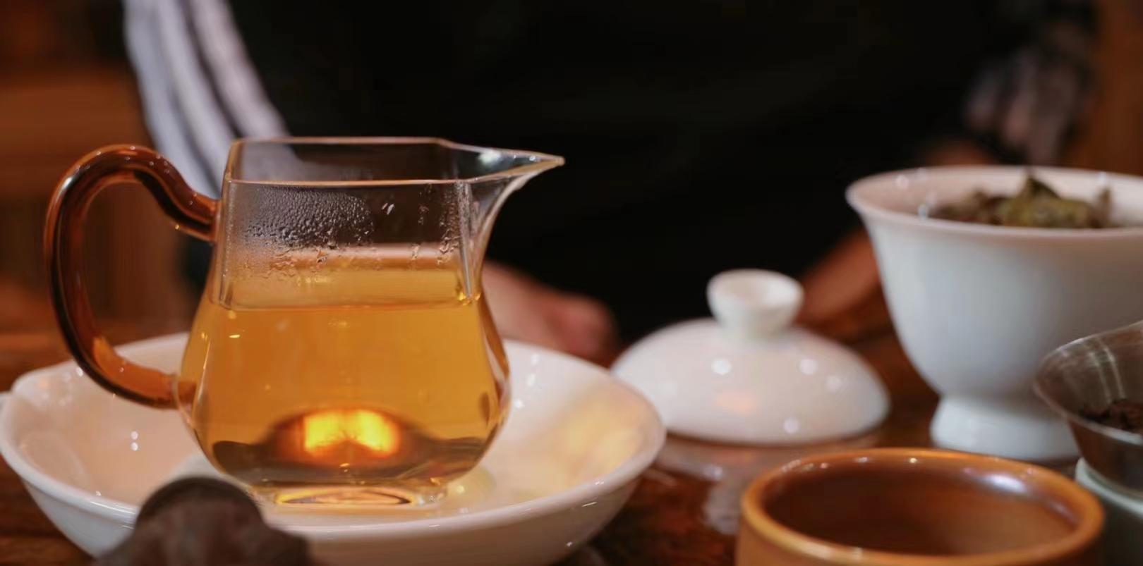 别把普洱茶当韭菜！不只是带货人，茶农、茶商、茶客也要共同维护