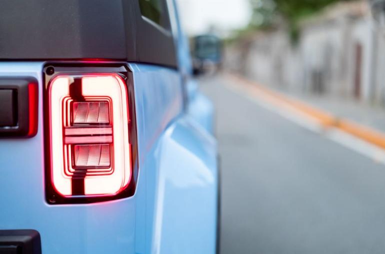 20万没要坦克300提了BJ40城市猎人版，试驾890公里，车主有话要说