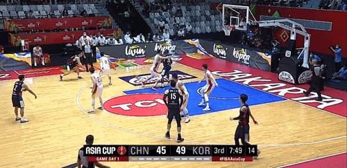 韩国黑人中锋25+14+3！没有周琦！中国男篮真的顶不住他