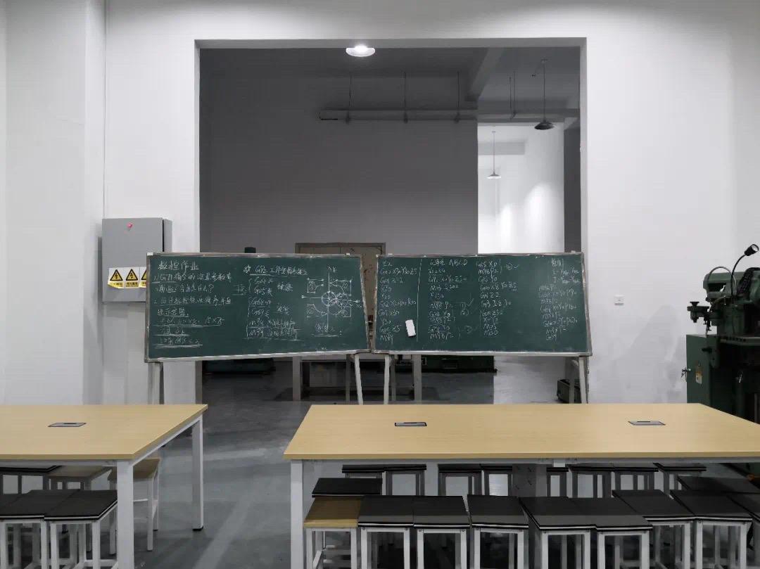 9大理由揭秘：在这个学校为何既能快乐学习，个性又能自由发展？