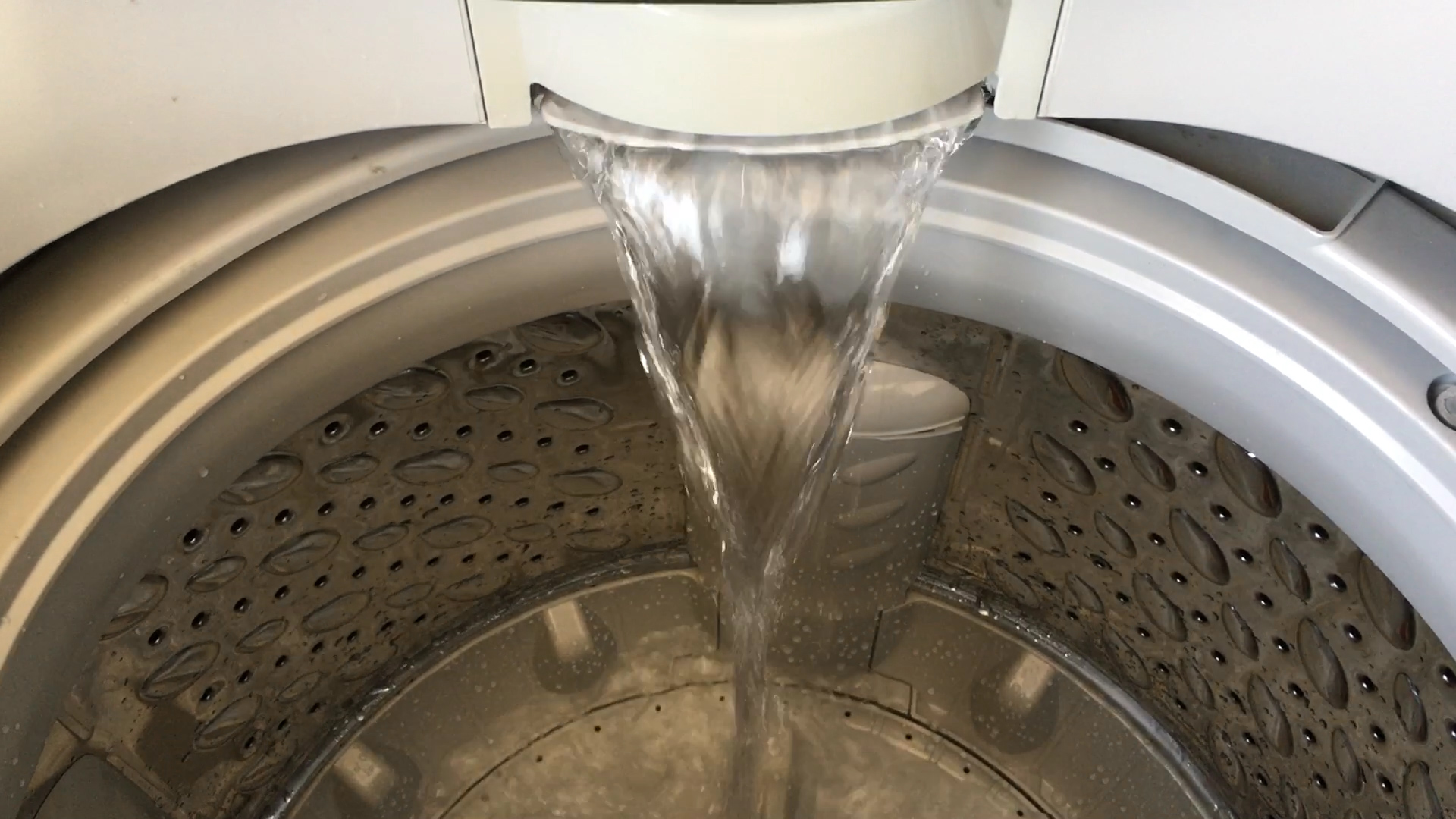 日本人用波轮还是滚筒好,老年人用波轮洗衣机