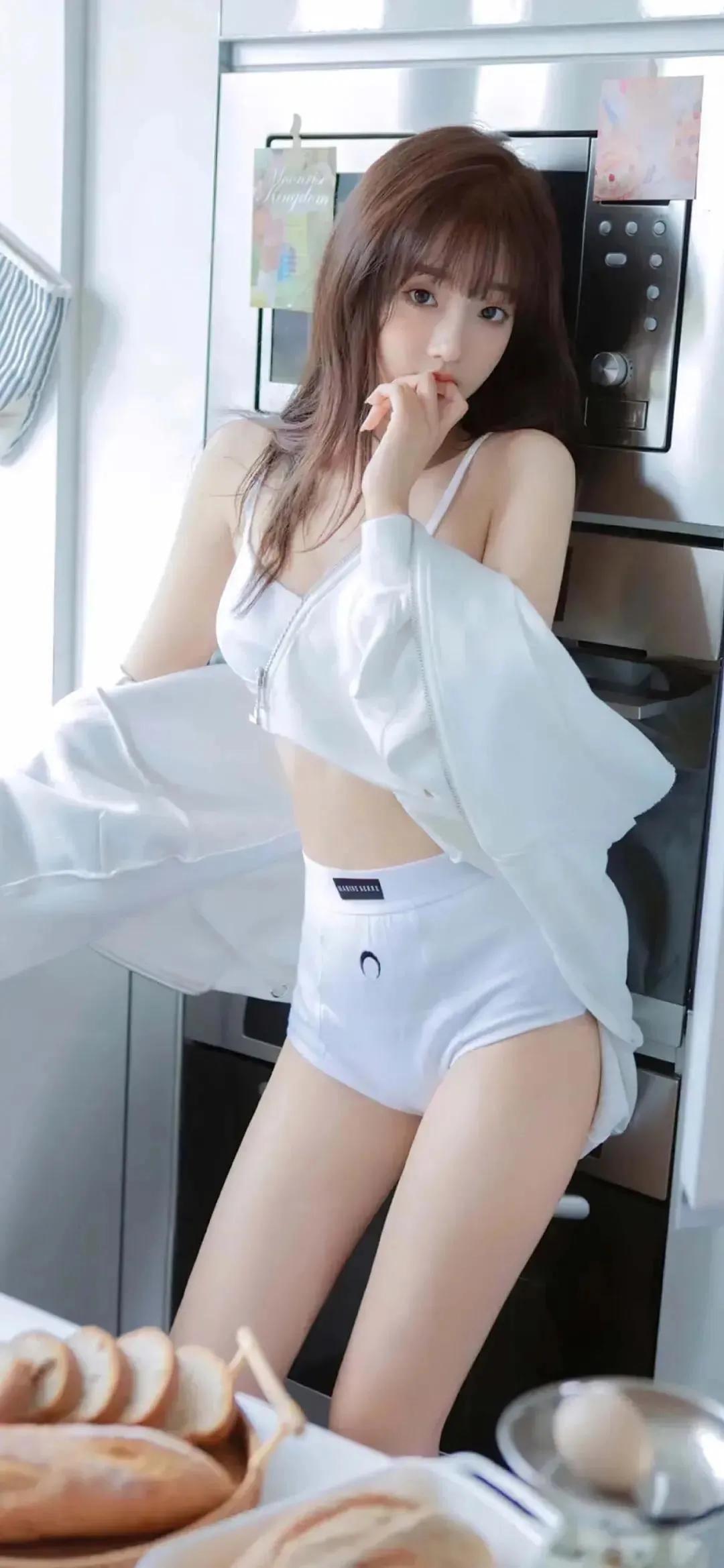 手机壁纸高清清新美女动漫图片,唯美高清动漫美女手机壁纸