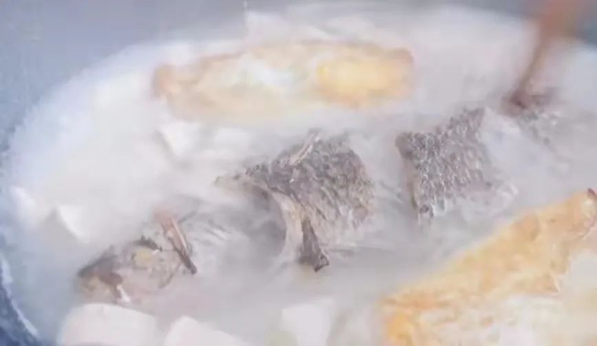 月嫂奶水不足食谱,月嫂催乳汤最下奶的一款