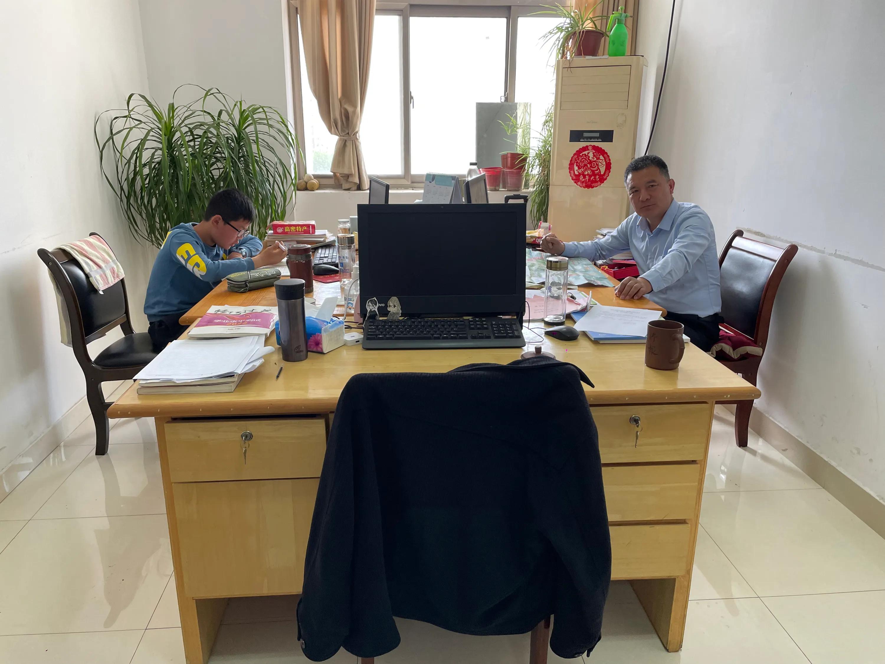 新学年第二学期No.243高三学生入校园心得体会布置完