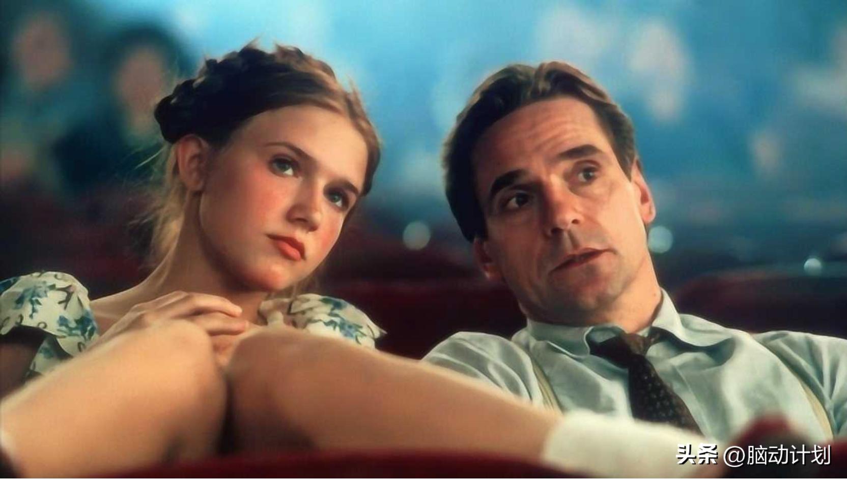 洛丽塔：*伦乱**和诱奸猥亵而肮脏，而一部出色的小说竟是高贵而迷人