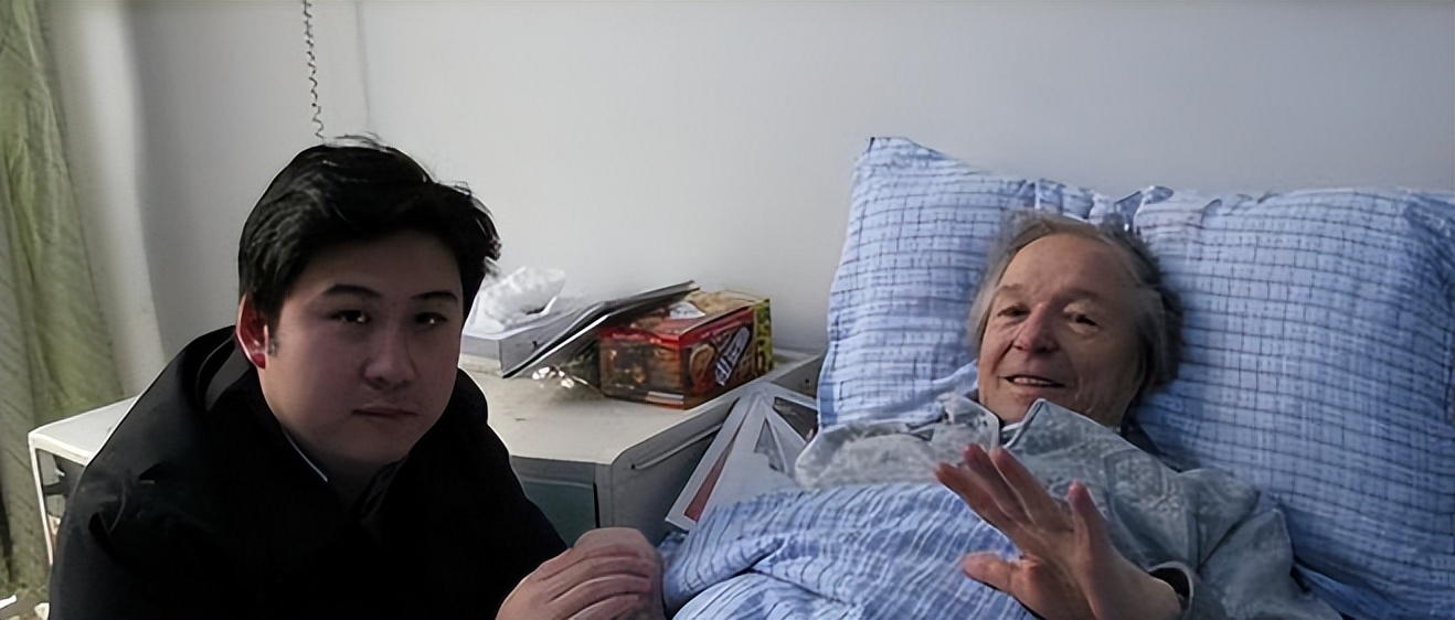 河南小伙报恩瑞士房东素材,中国小伙为英国房东养老