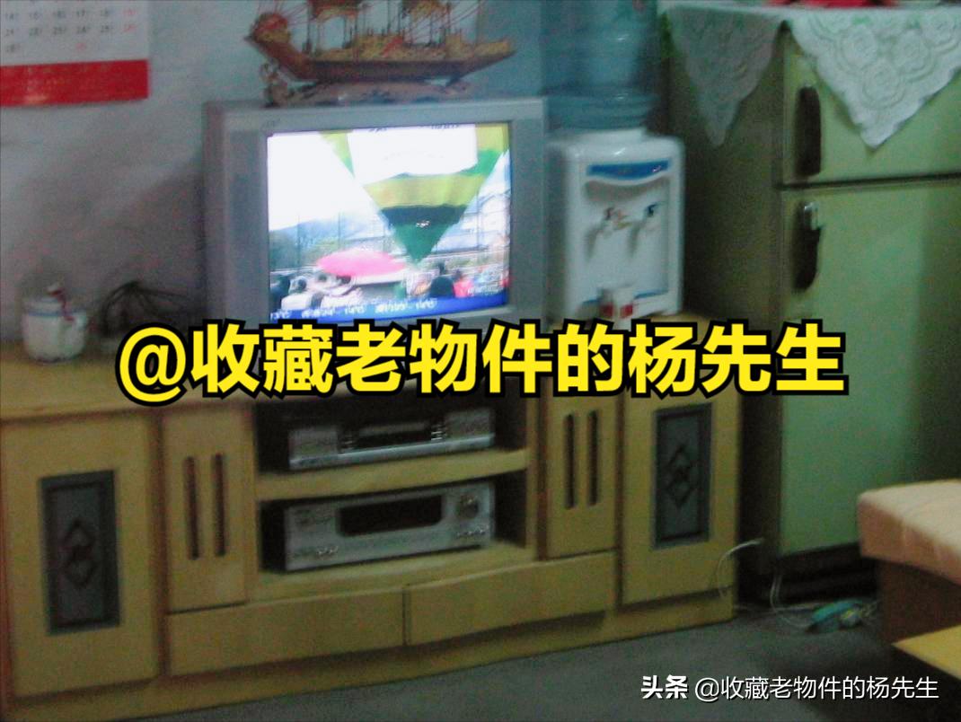 50后的童年回忆电视剧,50年代家用电器