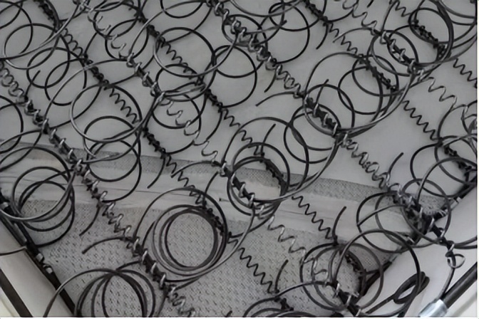 中年人睡什么床垫有利于健康睡眠,床垫真的能增强睡眠吗