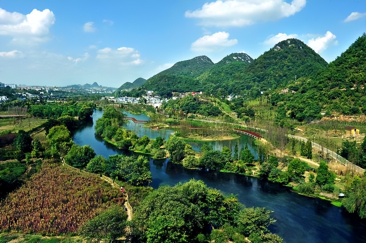 武汉去贵州跟团游怎么玩便宜省钱,贵州游玩详细攻略图片