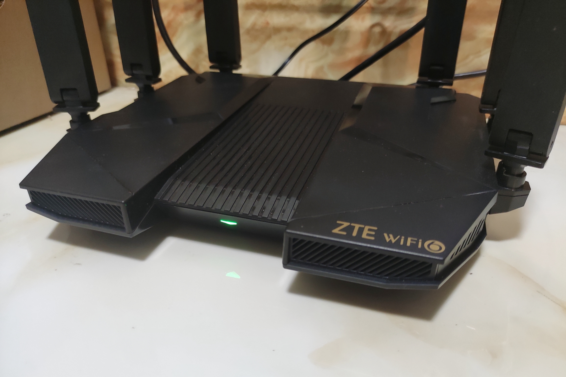 中兴ax5400pro评测是5gwifi吗,中兴ax5400prowifi性能增强