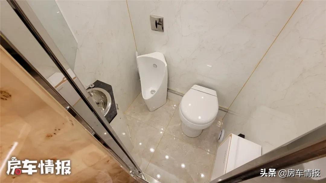 金龙房车豪华版,a型金龙大巴房车豪华版介绍