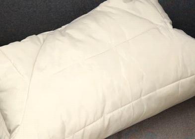 怎么洗发黄的羽绒衫,白色羽绒服洗了会发黄怎么回事