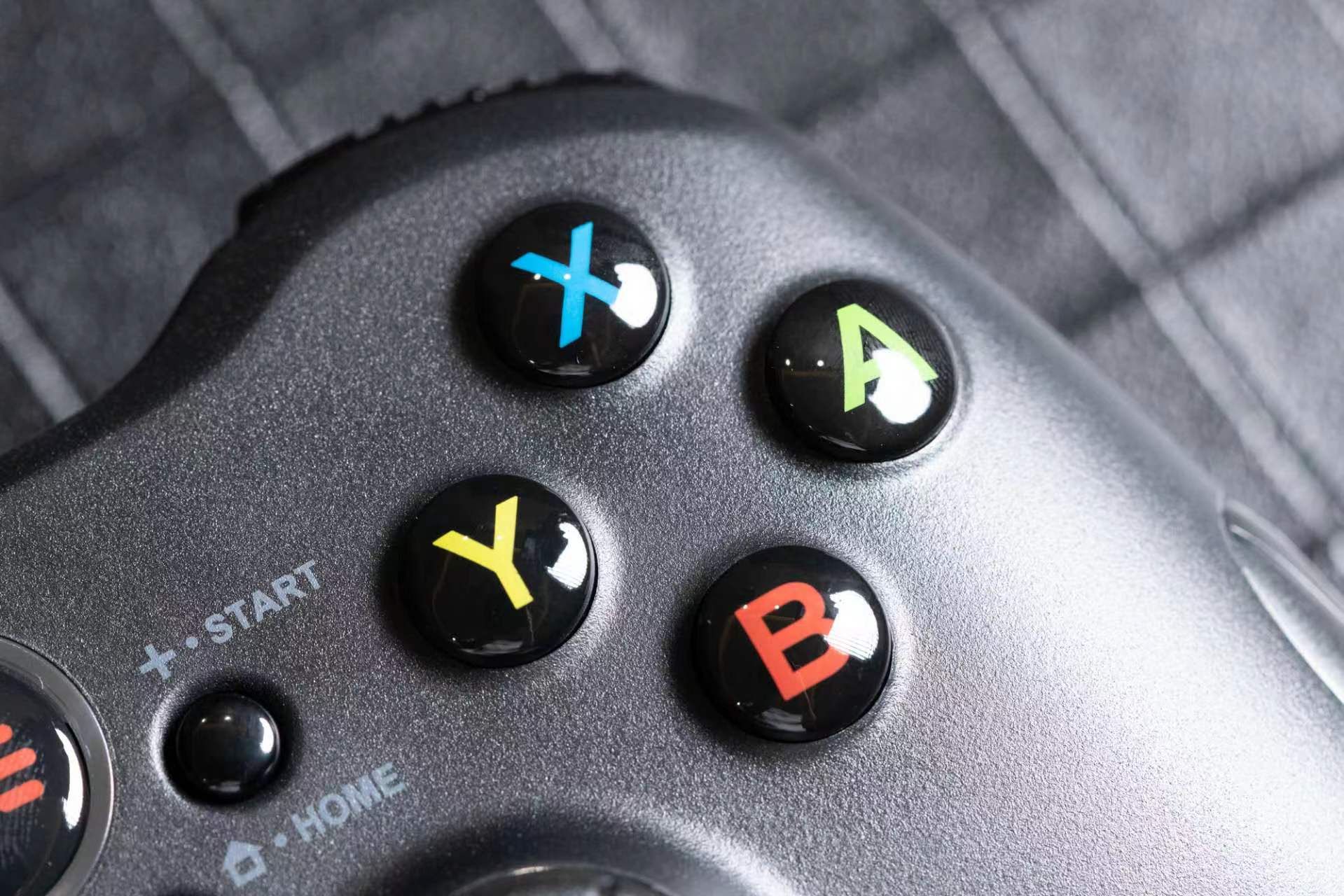 switchpro手柄国产平替雷神,switchpro手柄和北通阿修罗