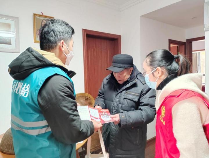 抗疫社区网格员,暖心网格员的温情坚守